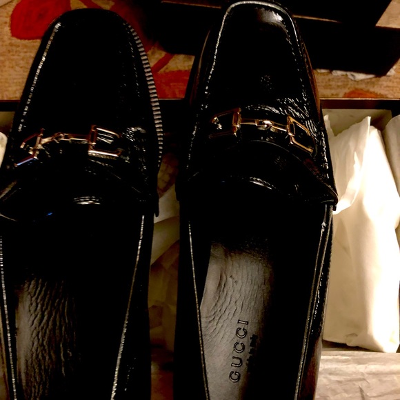 Gucci Loafers with Buckle and complimentary dust bag Brand New Authentic - Picture 3 of 16